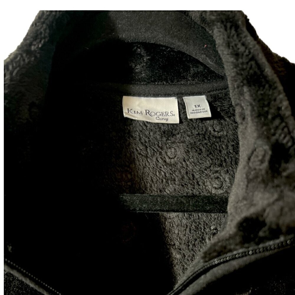 Kim Rogers Black Velvety Like Zip Up Lightweight Vest w/ Embossed Circles Sz 1X - Picture 4 of 4